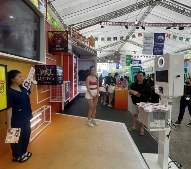 Bật mí mẹo gắp thú bông cực dễ và cách lưu giữ kỷ niệm cùng Photobooth